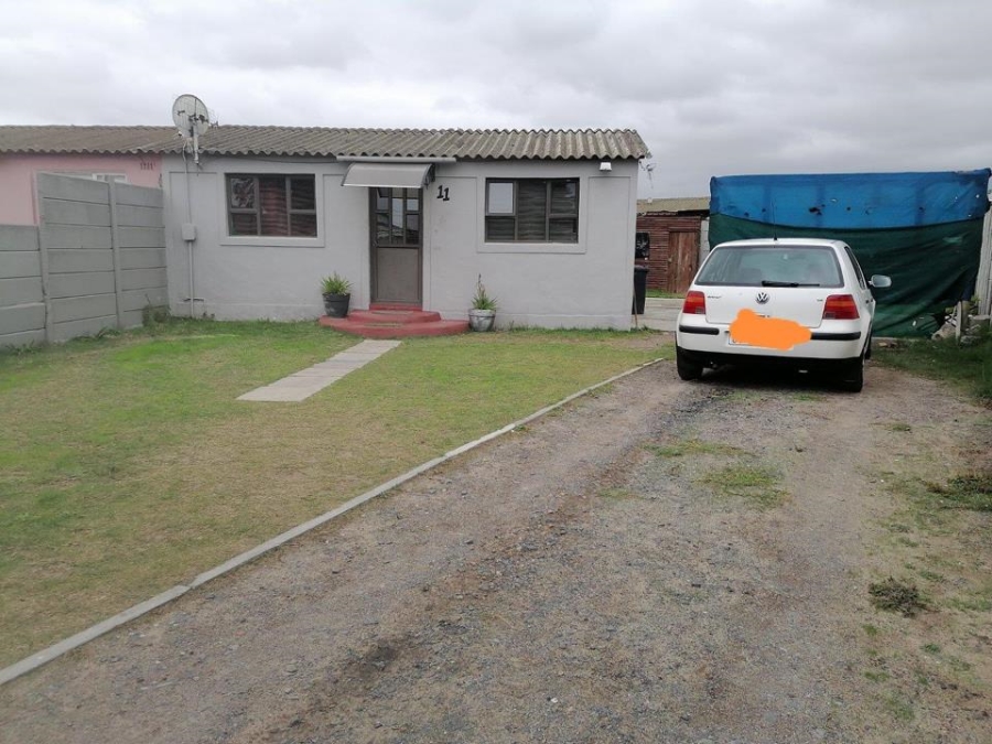 2 Bedroom Property for Sale in Bishop Lavis Western Cape